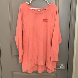 “Out of office” Oversized lounge crew neck